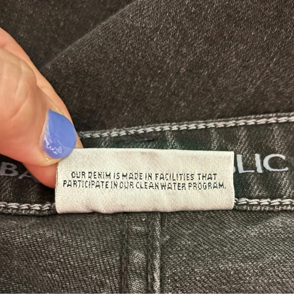 Banana‎ Republic Womens Sz 28 Light Black Skinny Jeans Slight distressing in pic - Picture 6 of 10